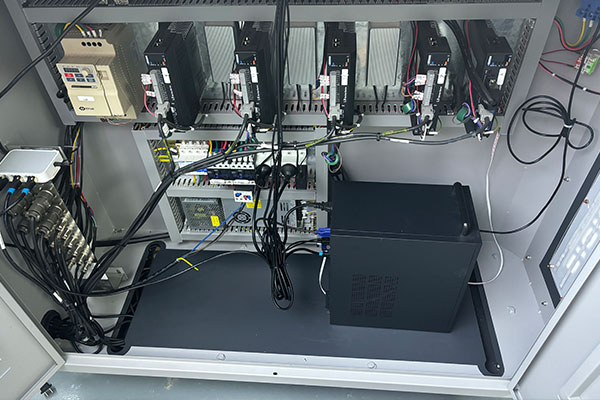 Machine-control-cabinet